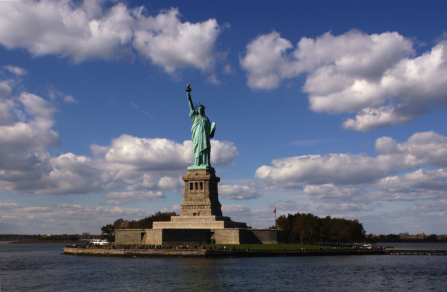 Статуя свободы в америке
