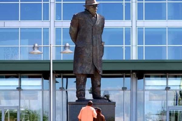 Touchdown Trips Packers Tour - Vince Lombardi Statue
